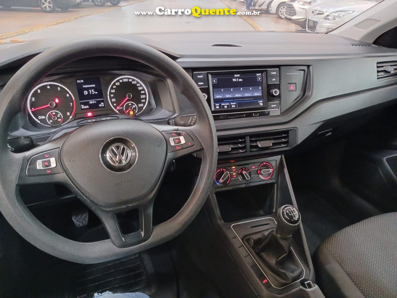 VOLKSWAGEN POLO 1.0 MPI TOTAL - Loja