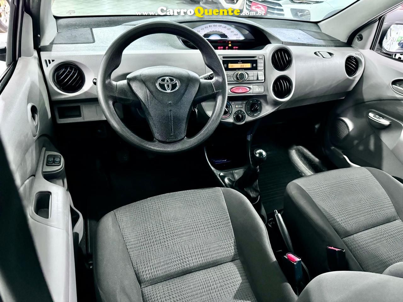 TOYOTA ETIOS 1.3 X 16V - Loja