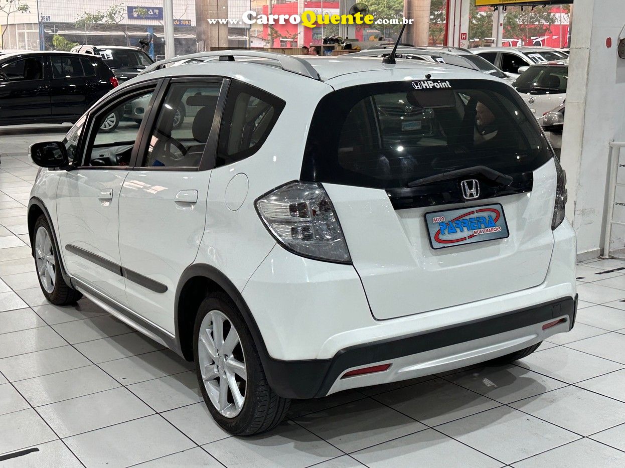 HONDA FIT 1.5 TWIST 16V - Loja