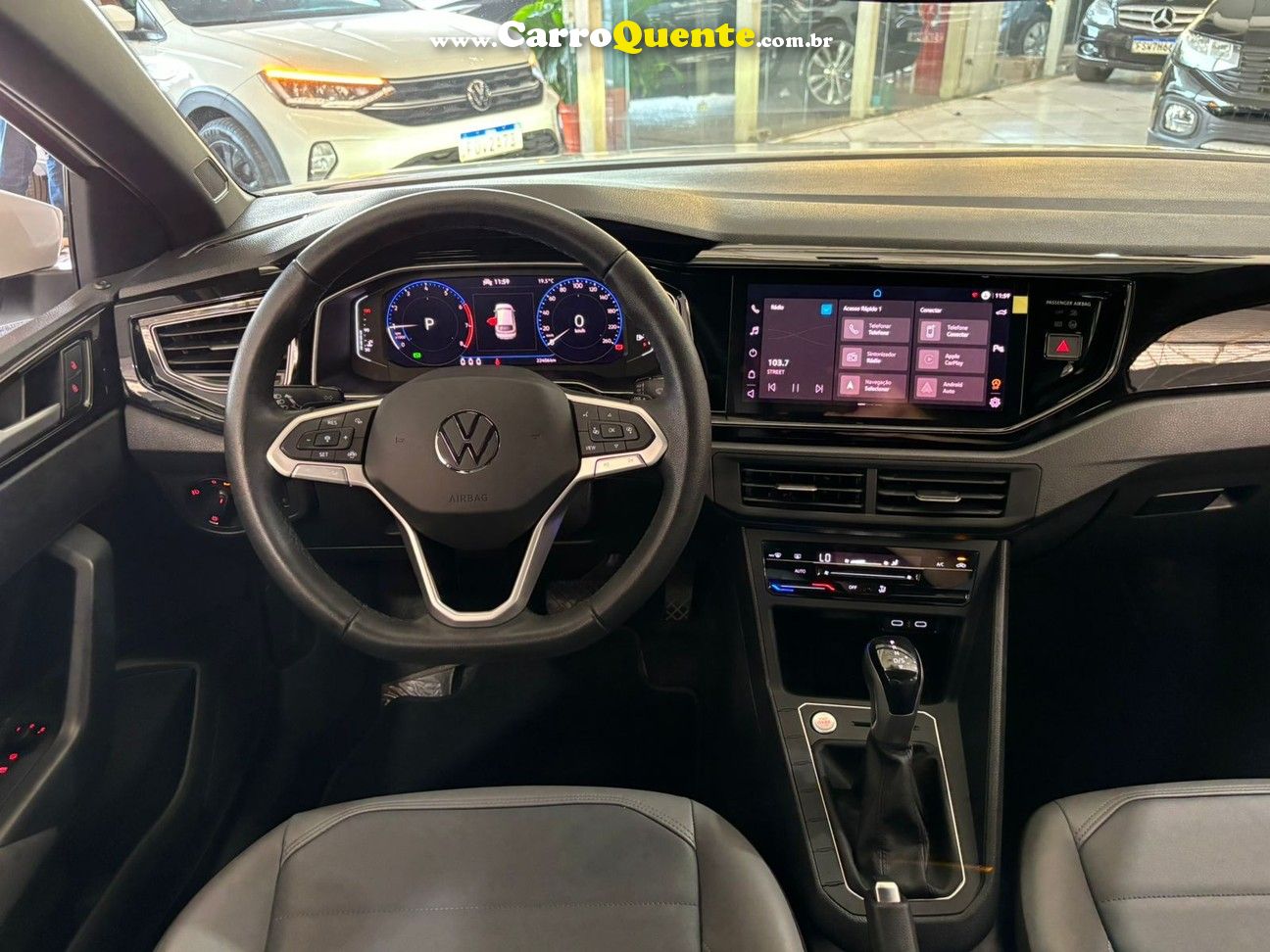 Volkswagen Nivus 1.0 200 TSI Total Flex Highline Aut C/ Mult 22.400 Km - Loja