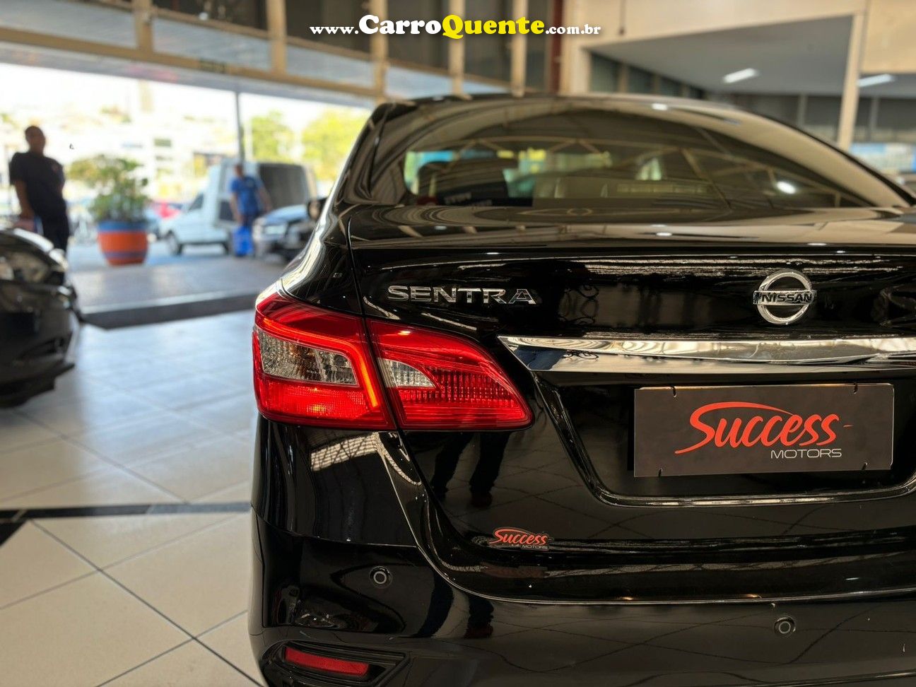 Nissan Sentra 2.0 SV 16v FlexStart 4p Automático Só 79.700 Km - Loja