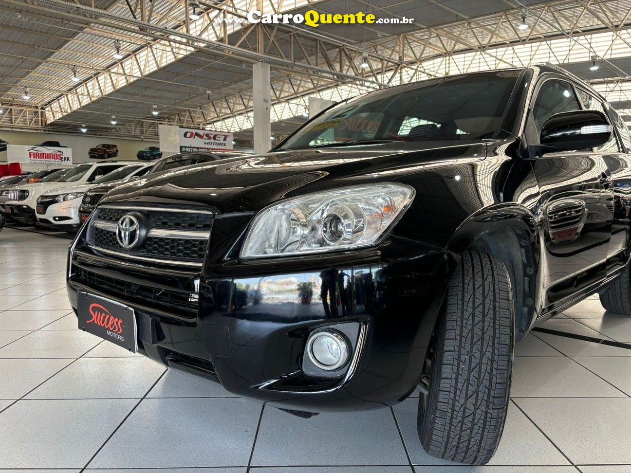 Toyota RAV4 2.4 4x2 16v Gasolina 4p Automático Blindagem III-A - Loja