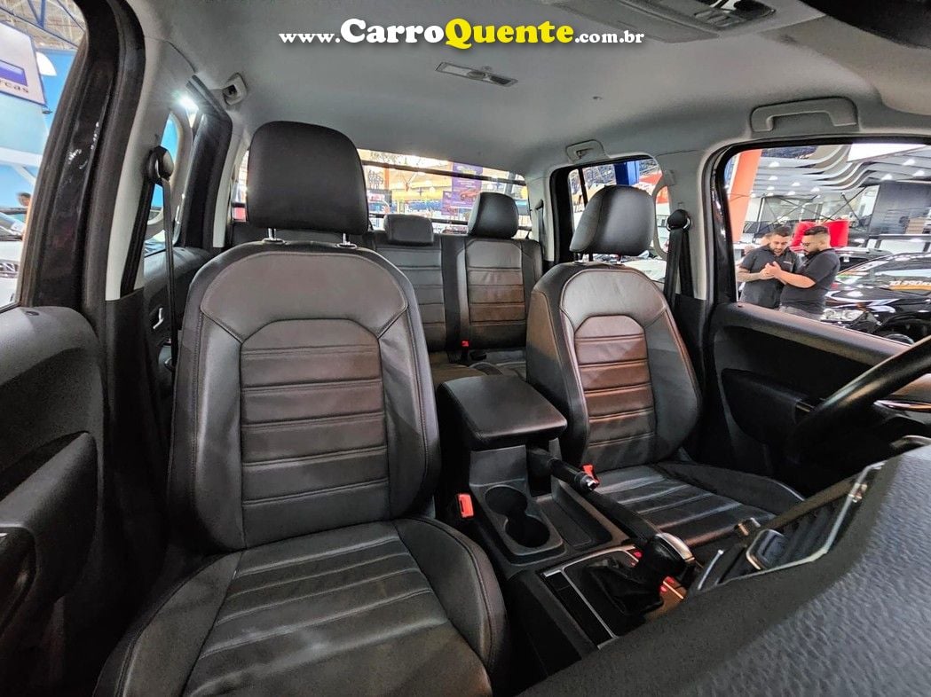 VOLKSWAGEN AMAROK2.0 HIGHLINE 4X4 TURBO DIESEL * ÚNICO DONO * - Loja