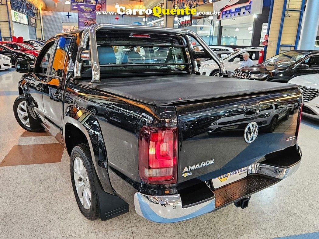 VOLKSWAGEN AMAROK2.0 HIGHLINE 4X4 TURBO DIESEL * ÚNICO DONO * - Loja