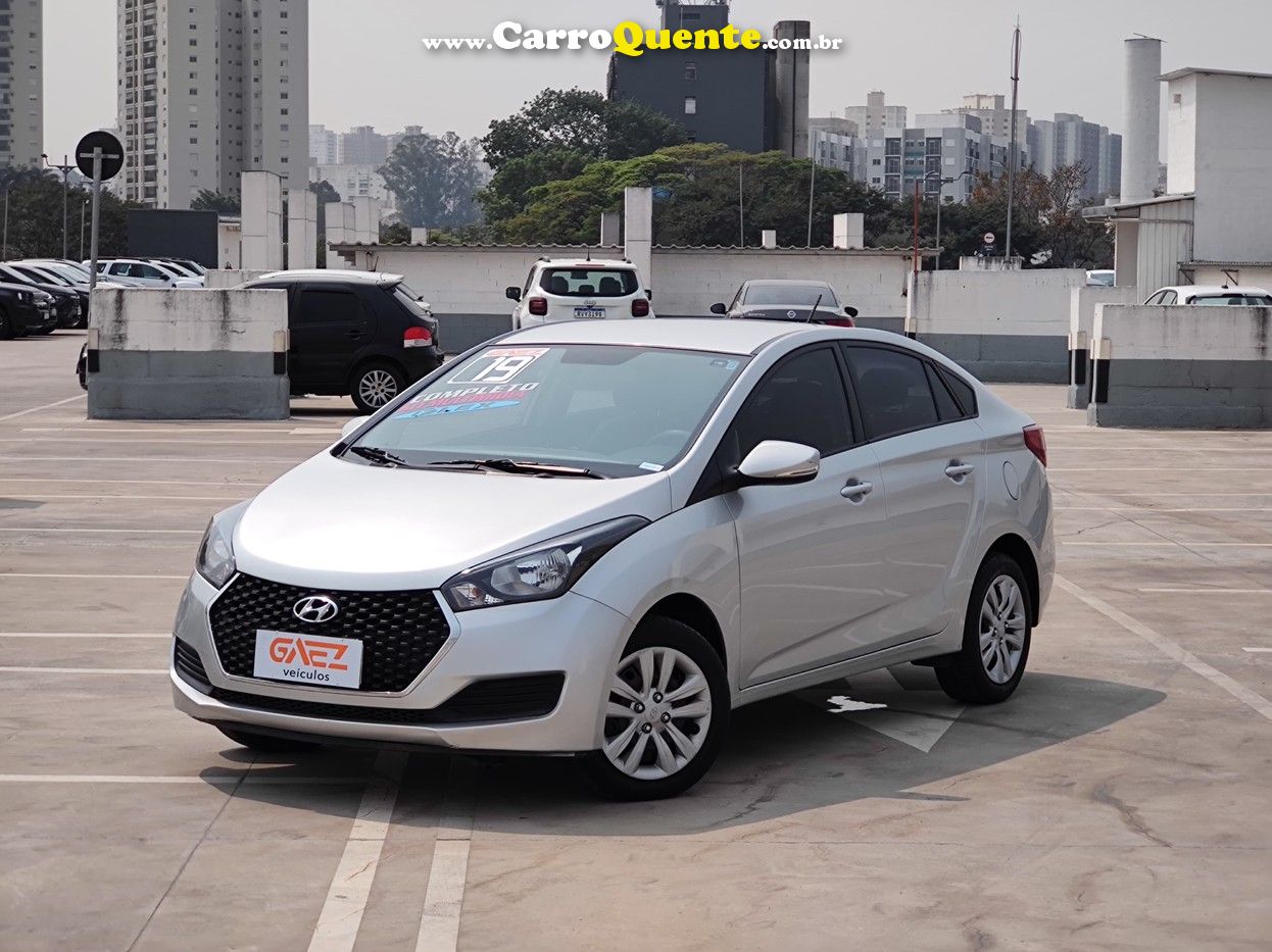 HYUNDAI HB20S 1.6 COMFORT PLUS 16V - Loja