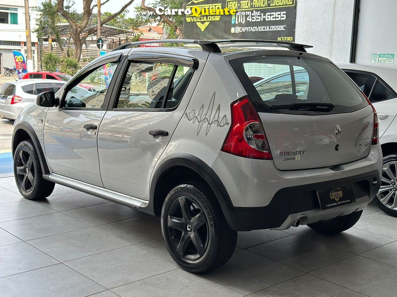 RENAULT SANDERO 1.6 STEPWAY 16V - Loja