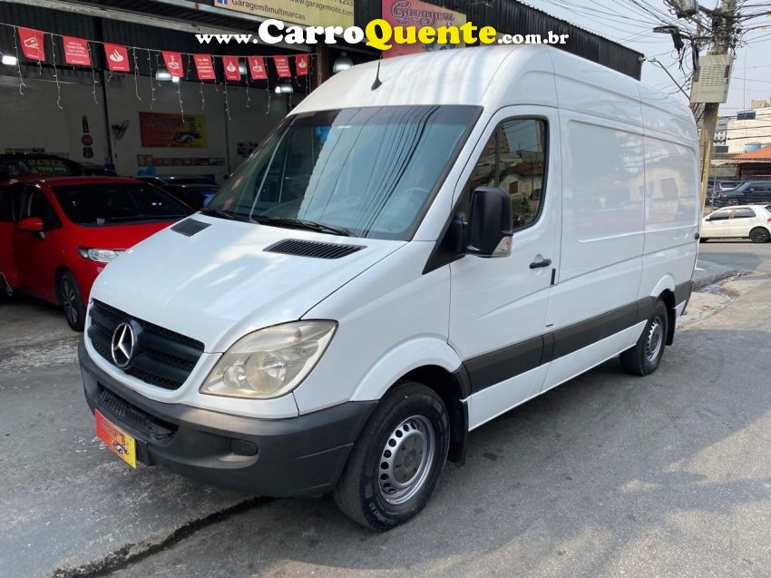 Mercedes-Benz Sprinter 311 CDI STREETF FURGÃO - Loja