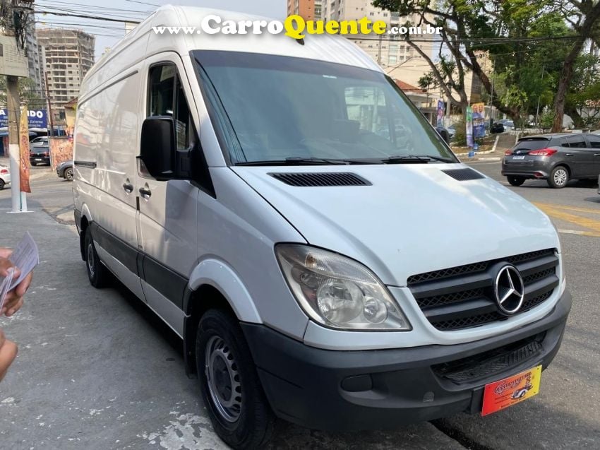 Mercedes-Benz Sprinter 311 CDI STREETF FURGÃO - Loja