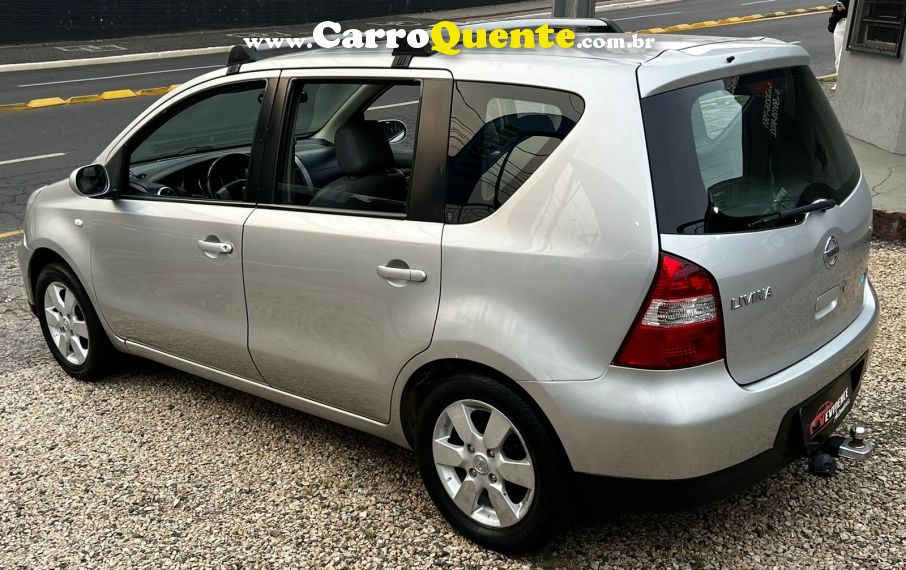 Nissan LIVINA 1.6 SL 16V FLEX 4P MANUAL - Loja