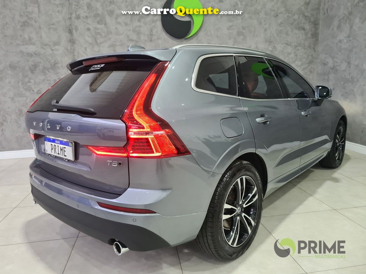 VOLVO XC60 2.0 T5 MOMENTUM AWD - Loja