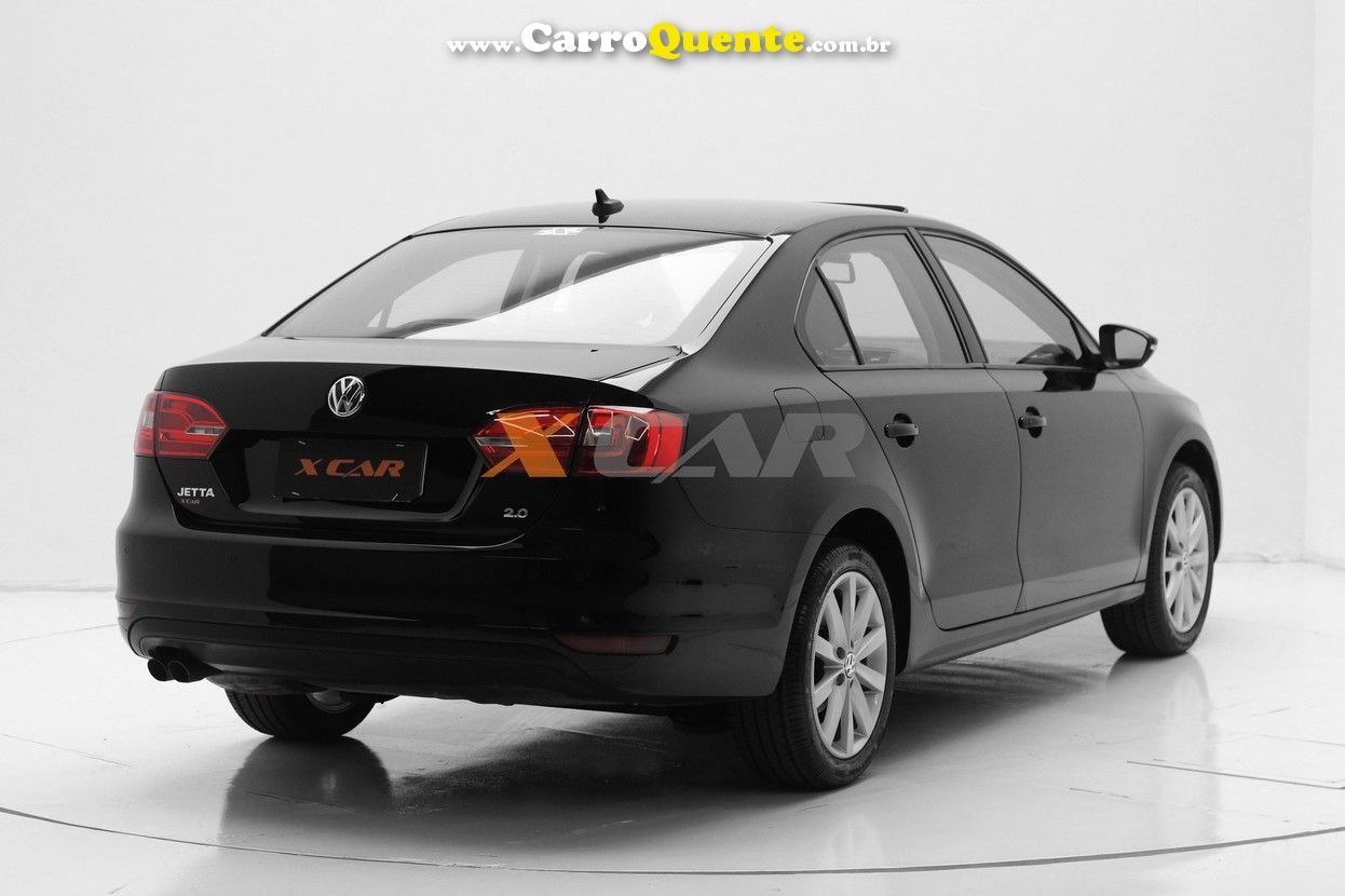 VOLKSWAGEN JETTA 2.0 COMFORTLINE - Loja