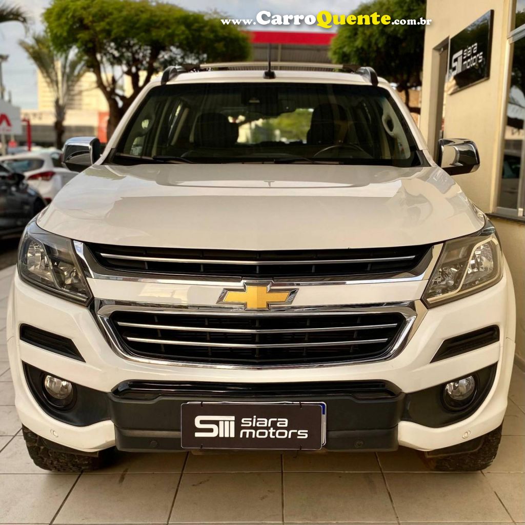 CHEVROLET   TRAILBLAZER LTZ 3.6 V6  AUT.   BRANCO 2017 3.6 GASOLINA - Loja