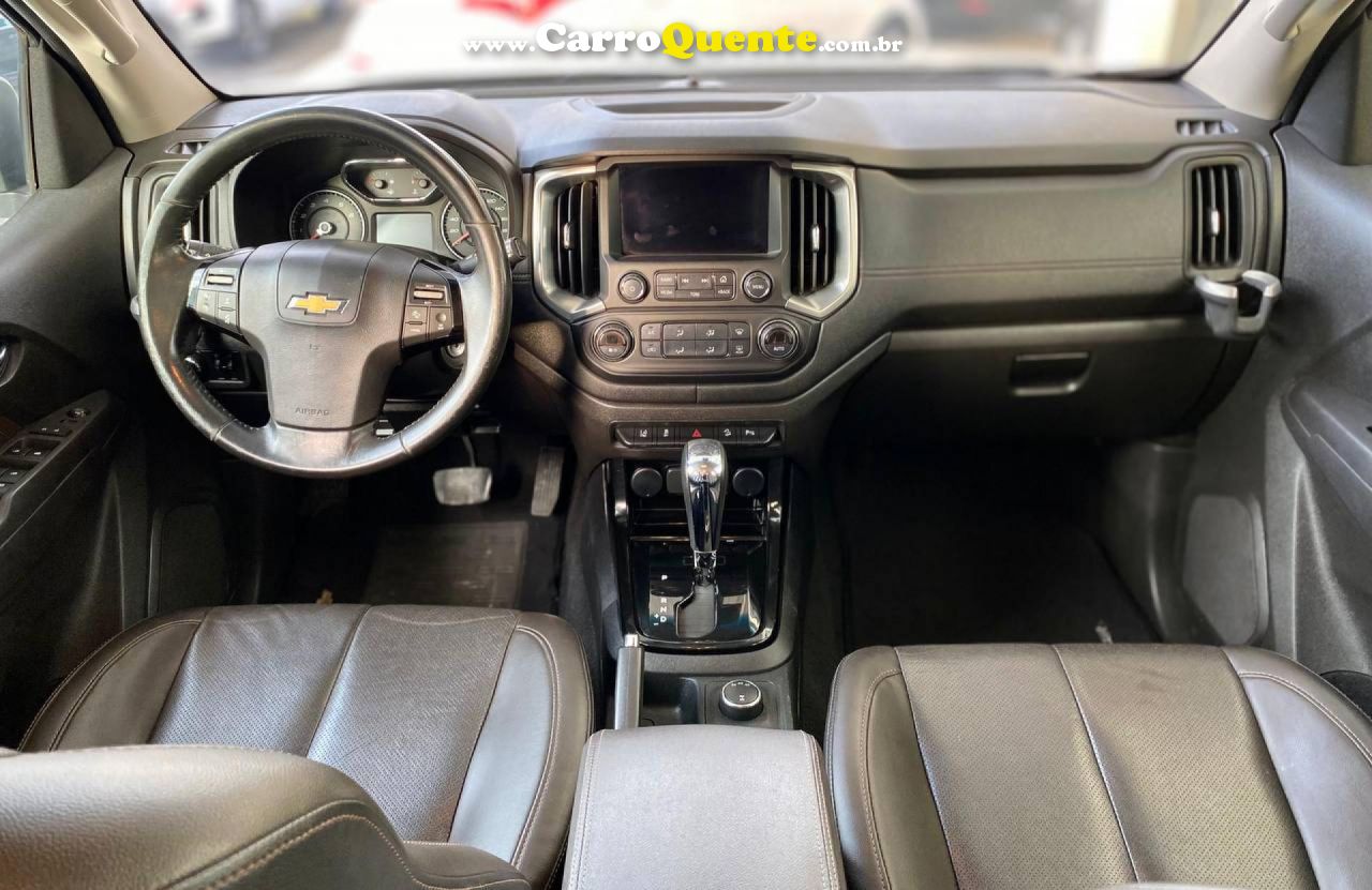 CHEVROLET   TRAILBLAZER LTZ 3.6 V6  AUT.   BRANCO 2017 3.6 GASOLINA - Loja