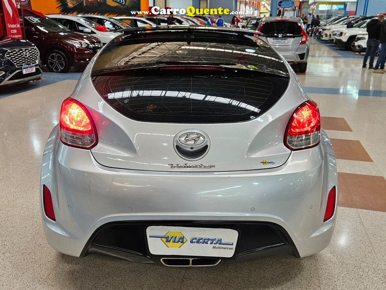 HYUNDAI VELOSTER 1.6 * C/ TETO SOLAR * - Loja