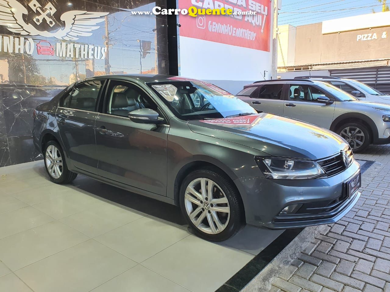 VOLKSWAGEN JETTA 2.0 TSI HIGHLINE 211CV - Loja