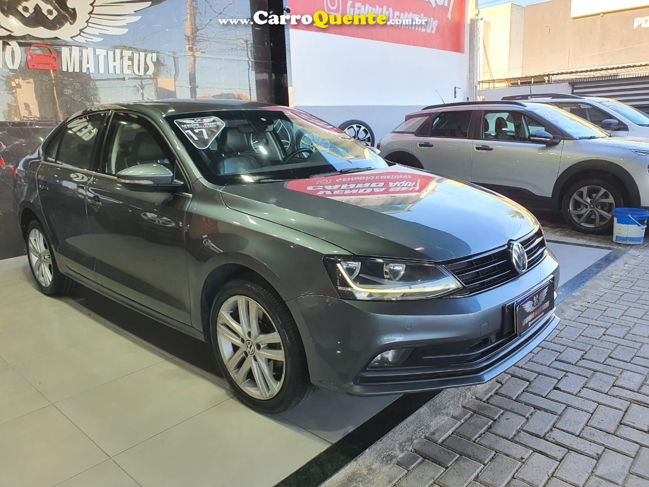 VOLKSWAGEN JETTA 2.0 TSI HIGHLINE 211CV - Loja