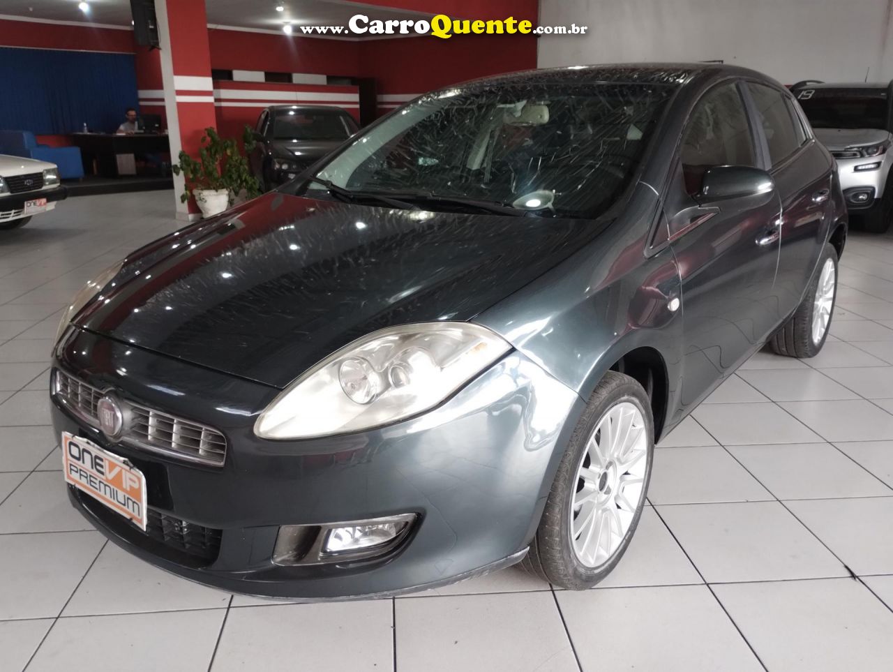 FIAT   BRAVO ABSOLUTE DUALOGIC 1.8 FLEX 16V 5P   CINZA 2014 1.8 FLEX - Loja