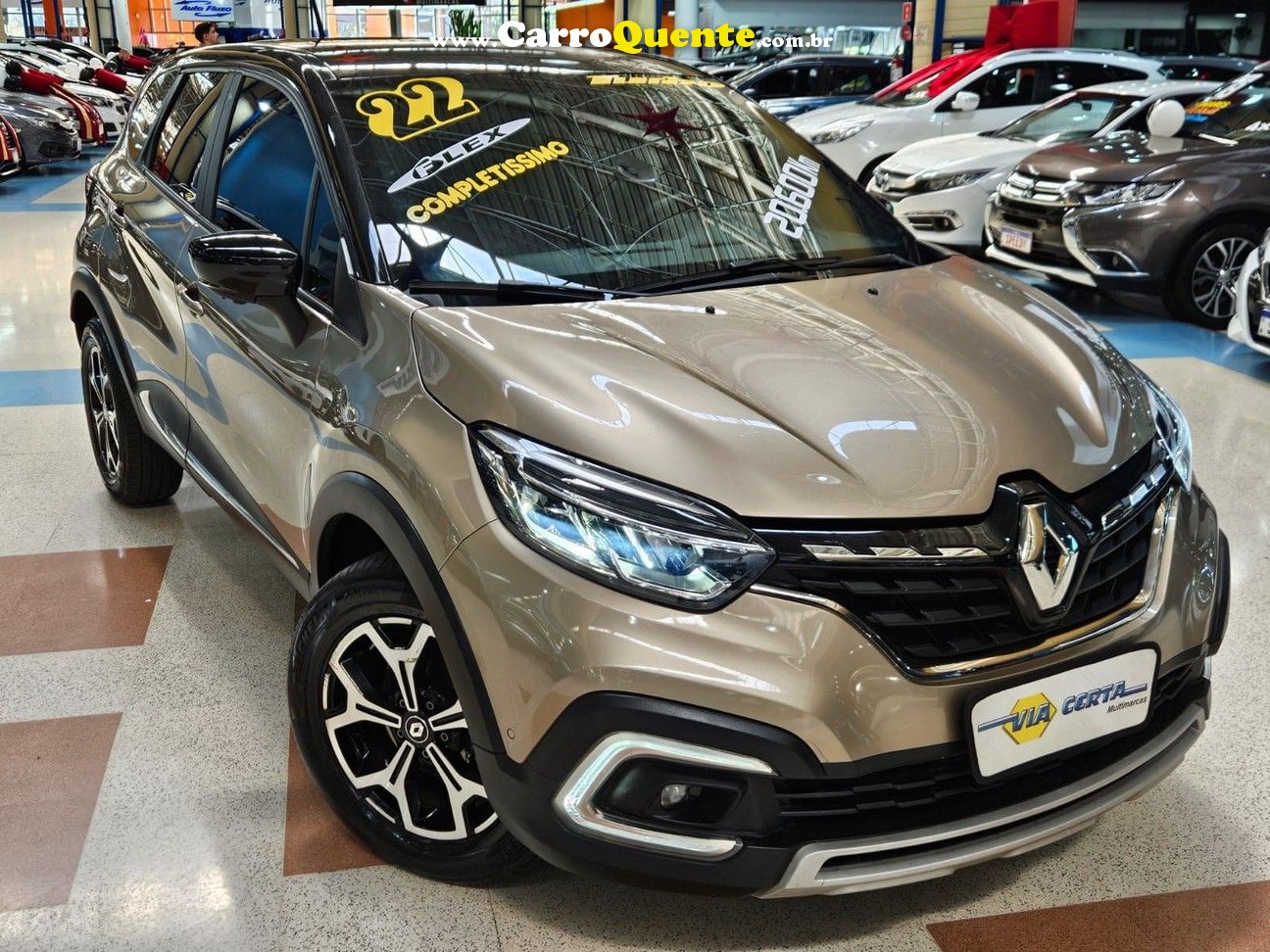 RENAULT CAPTUR 1.3 TURBO FLEX ICONIC * C/ APENAS 20.000 KM * - Loja