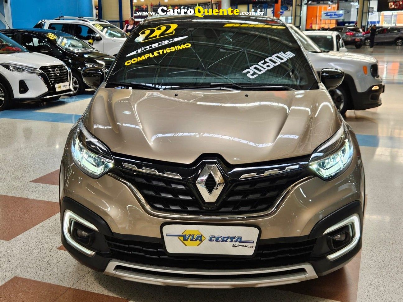 RENAULT CAPTUR 1.3 TURBO FLEX ICONIC * C/ APENAS 20.000 KM * - Loja