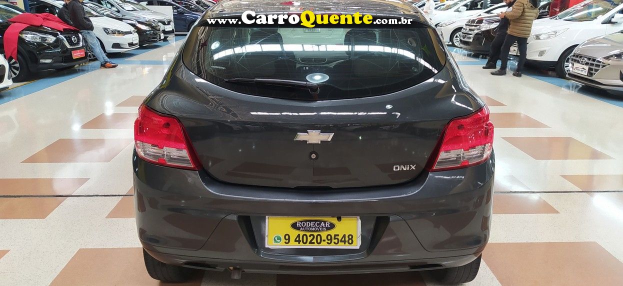 CHEVROLET ONIX 1.0 MPFI LS 8V - Loja