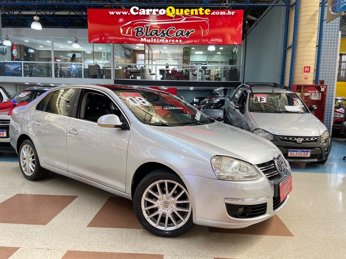 VOLKSWAGEN JETTA 2.5 I 20V 150CV - Loja