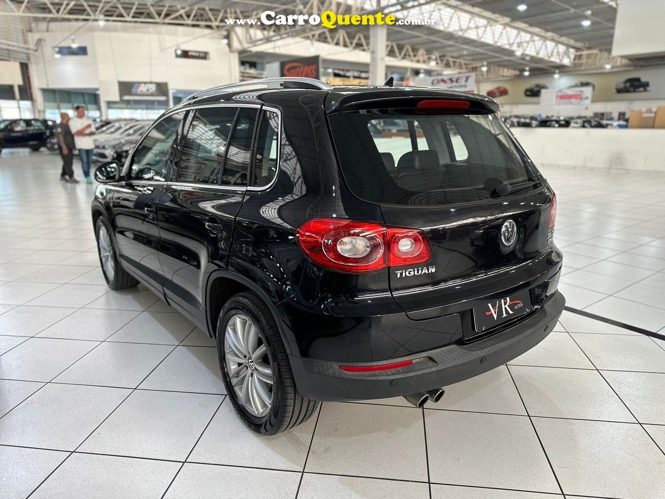 VOLKSWAGEN TIGUAN 2.0 TSI 16V TURBO  98.000KM BLINDADA - Loja