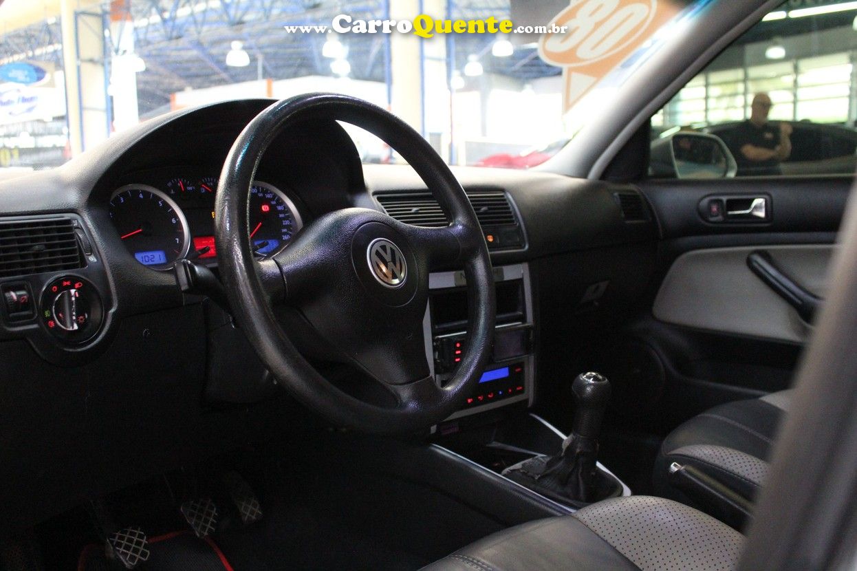 VOLKSWAGEN GOLF 1.6 MI SPORTLINE 8V - Loja