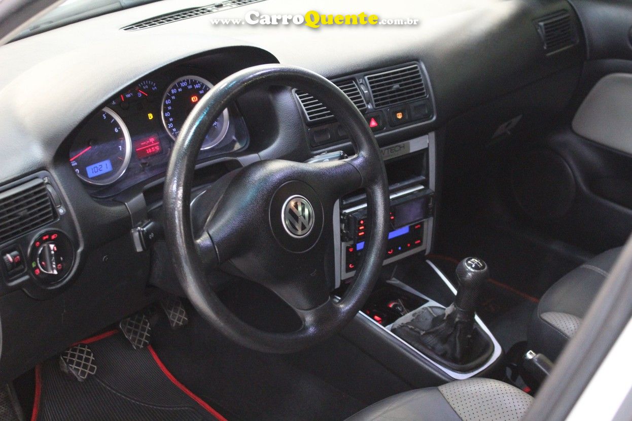 VOLKSWAGEN GOLF 1.6 MI SPORTLINE 8V - Loja