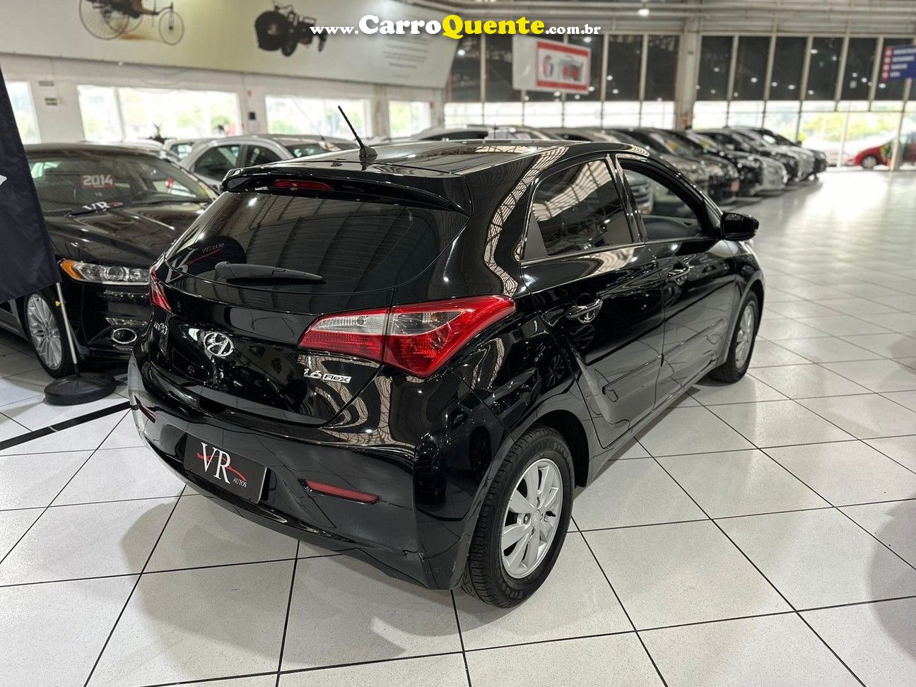 HYUNDAI HB20 1.6 COMFORT PLUS 16V  99.000KM NOVO!! - Loja