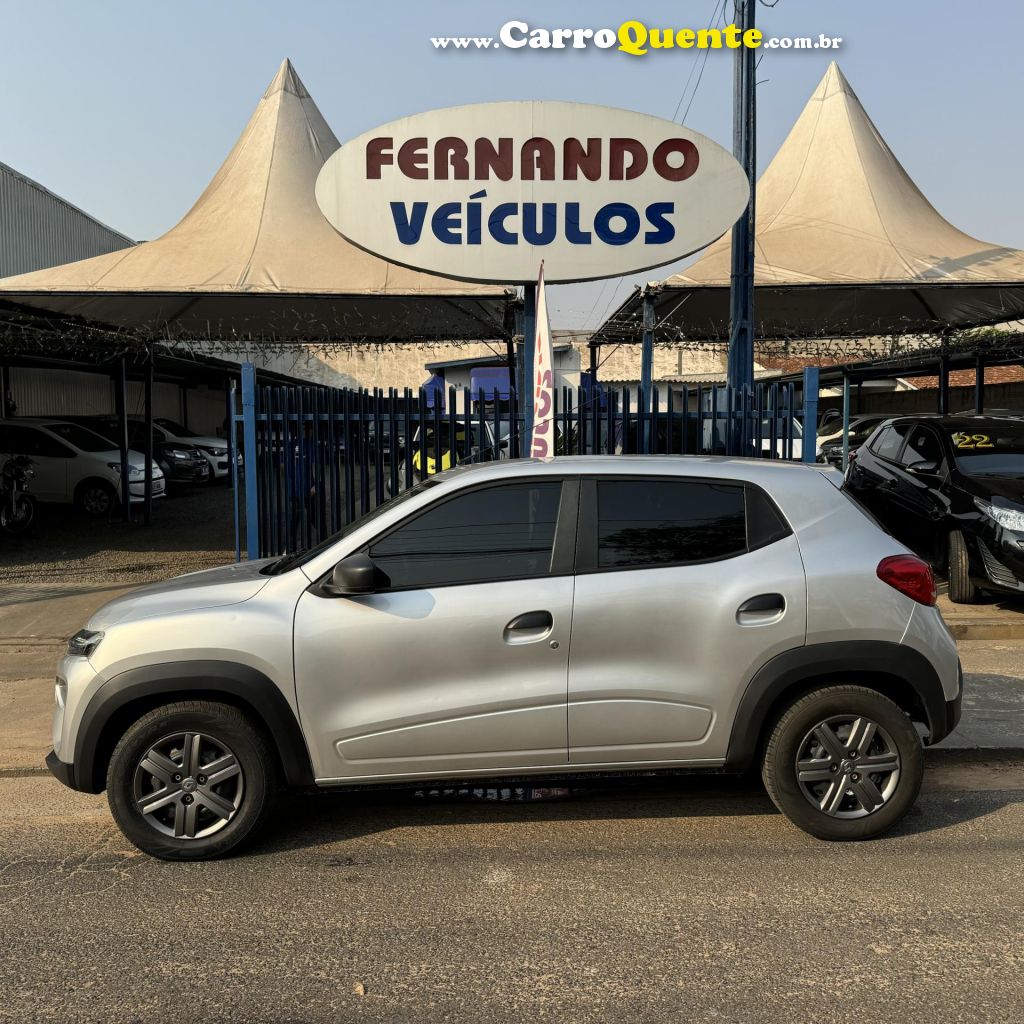 RENAULT   KWID ZEN 1.0 FLEX 12V 5P MEC.   PRATA 2023 1.0 FLEX - Loja