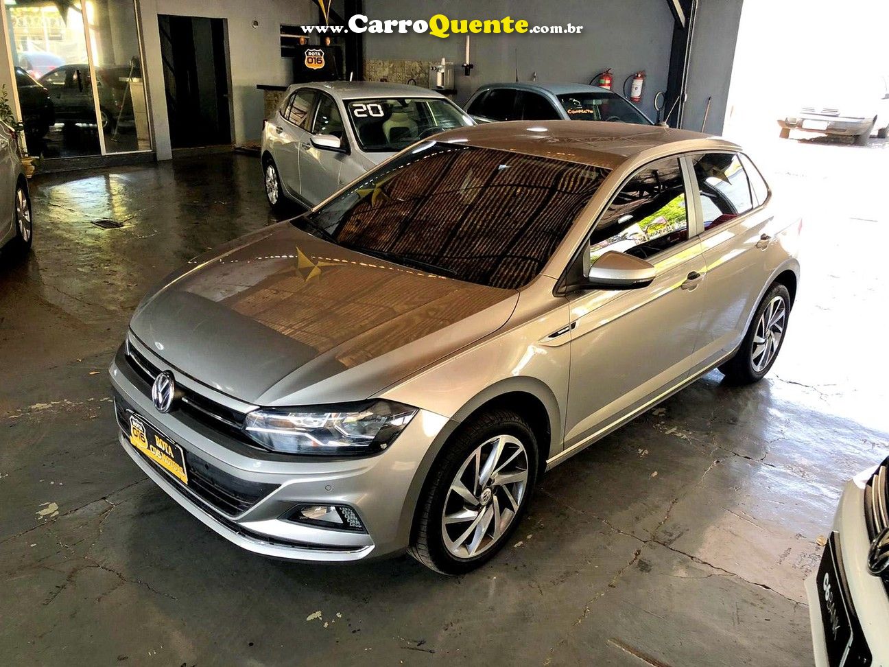 VOLKSWAGEN POLO 1.0 200 TSI HIGHLINE - Loja