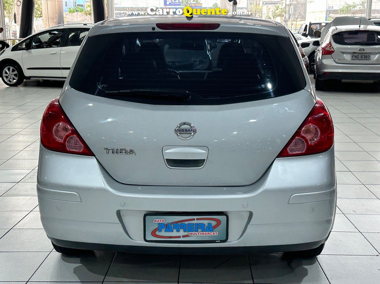 NISSAN TIIDA 1.8 SL 16V - Loja