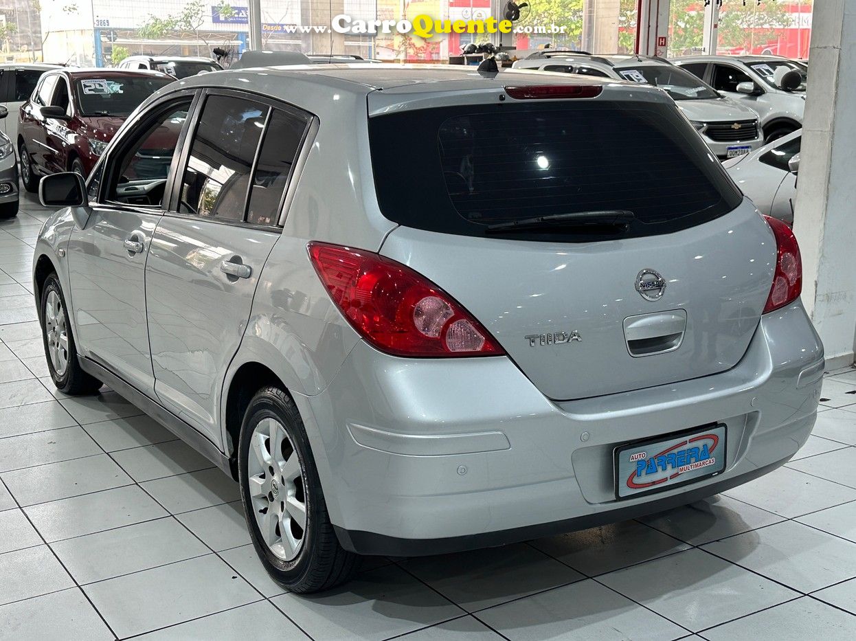 NISSAN TIIDA 1.8 SL 16V - Loja