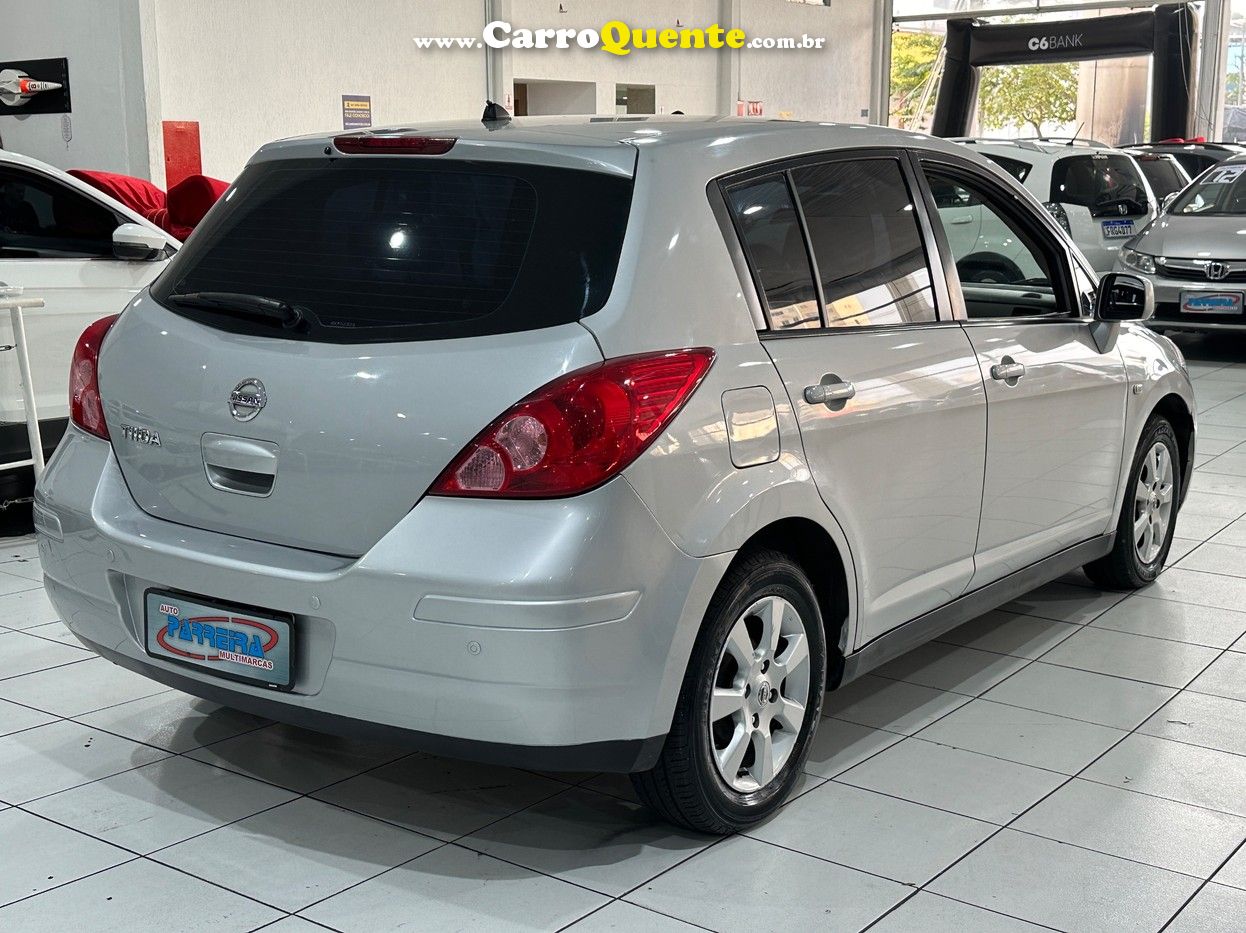 NISSAN TIIDA 1.8 SL 16V - Loja