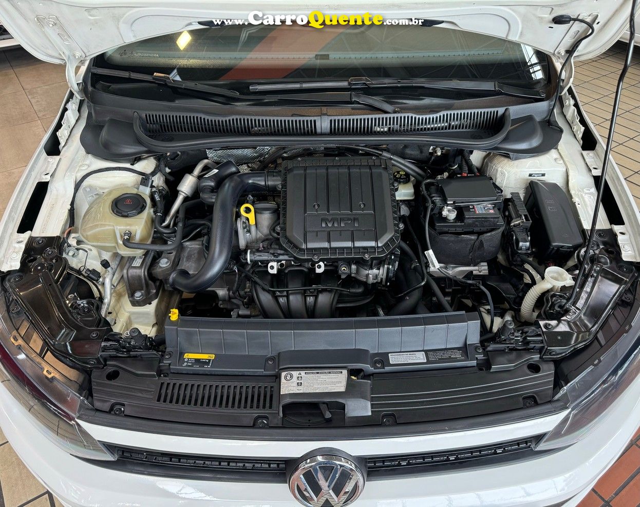 VOLKSWAGEN POLO 1.0 MPI TOTAL - Loja