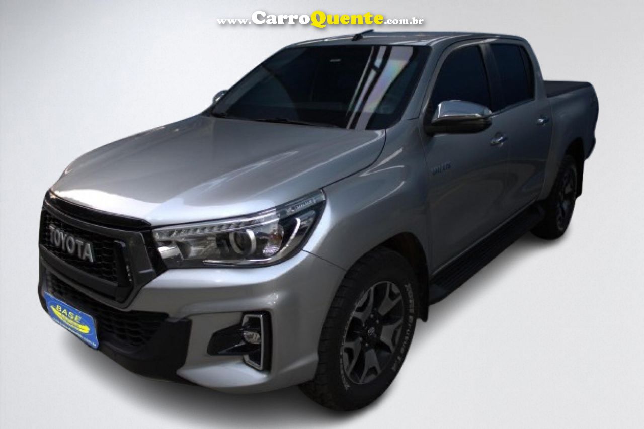 TOYOTA   HILUX CD SRX 4X4 2.8 TDI 16V DIESEL AUT.   PRATA 2019 2.8 DIESEL - Loja