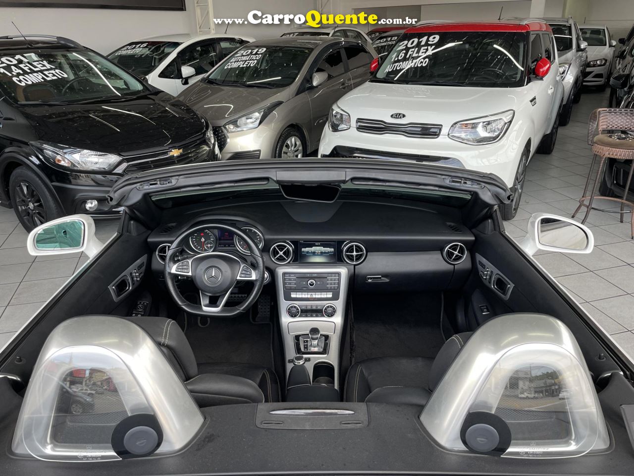 MERCEDES-BENZ   SLC-300 2.0 TURBO 245CV AUT.   BRANCO 2017 2.0 GASOLINA - Loja