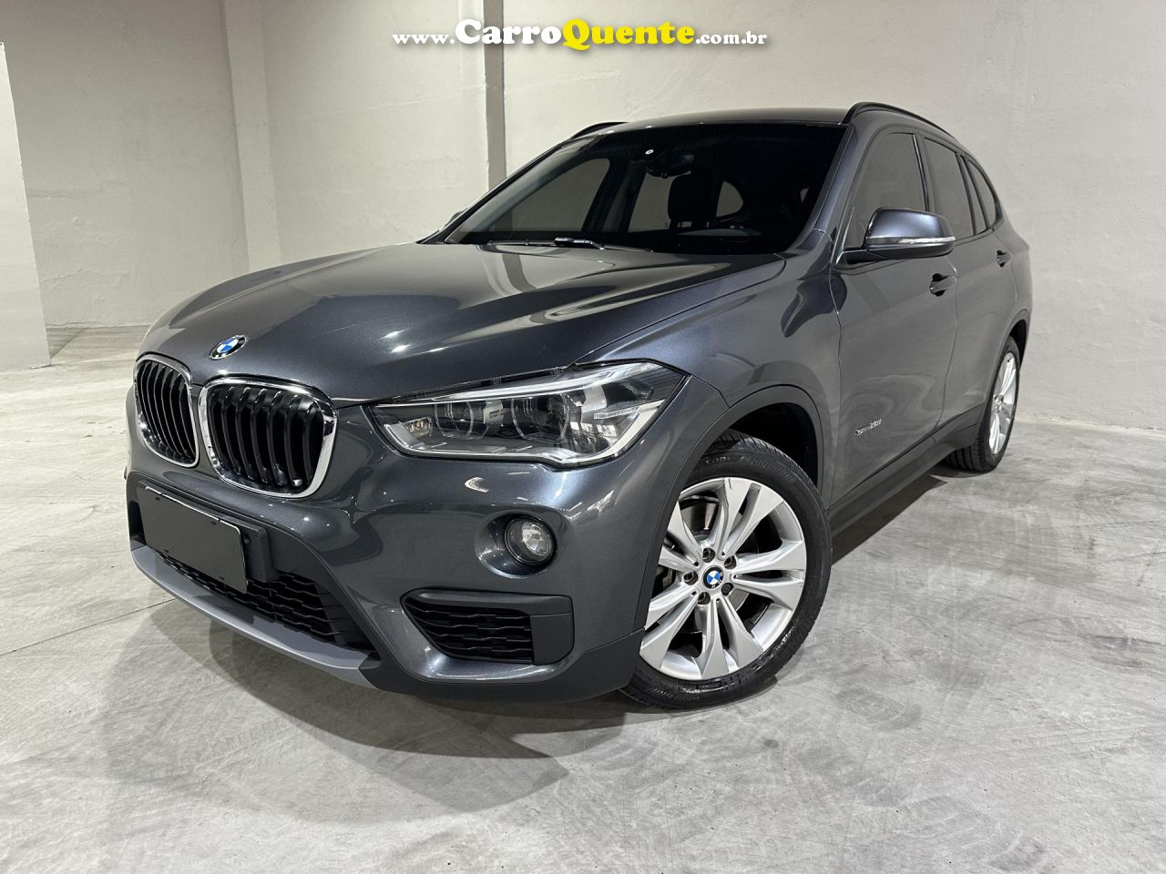 BMW   X1 SDRIVE 20I 2.02.0 TB ACTI.FLEX AUT.   CINZA 2018 2.0 GASOLINA - Loja