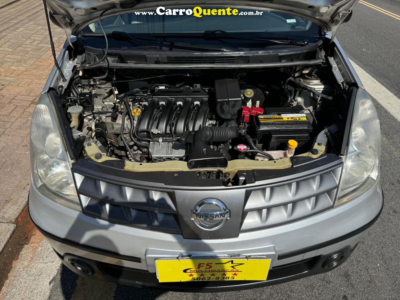 NISSAN   LIVINA 1.6 16V FLEX FUEL 5P   PRATA 2010 1.6 FLEX - Loja