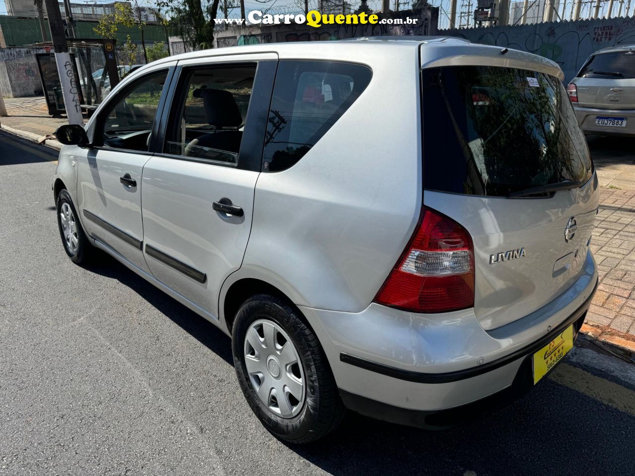 NISSAN   LIVINA 1.6 16V FLEX FUEL 5P   PRATA 2010 1.6 FLEX - Loja