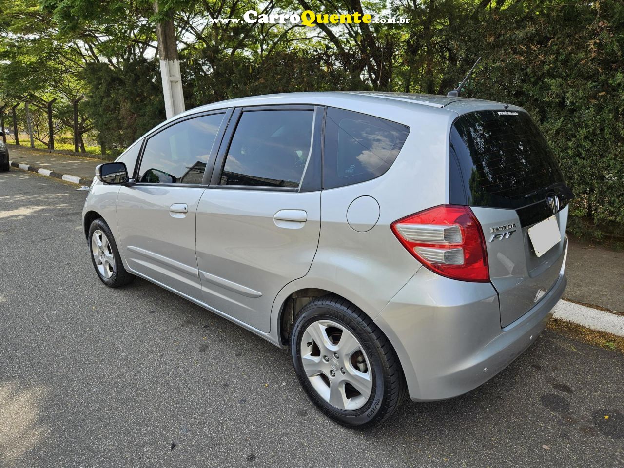 HONDA   FIT LXL 1.4 1.4 FLEX 8V16V 5P MEC.   PRATA 2011 1.4 FLEX - Loja