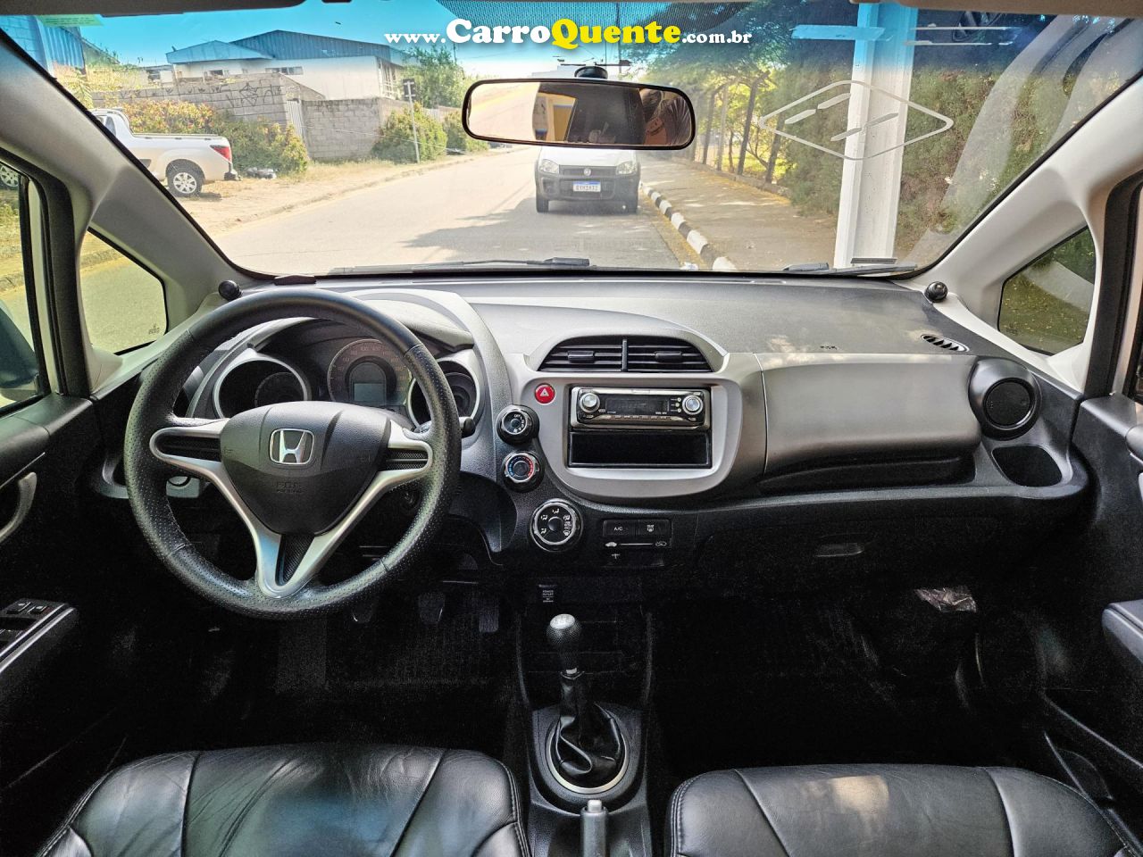 HONDA   FIT LXL 1.4 1.4 FLEX 8V16V 5P MEC.   PRATA 2011 1.4 FLEX - Loja