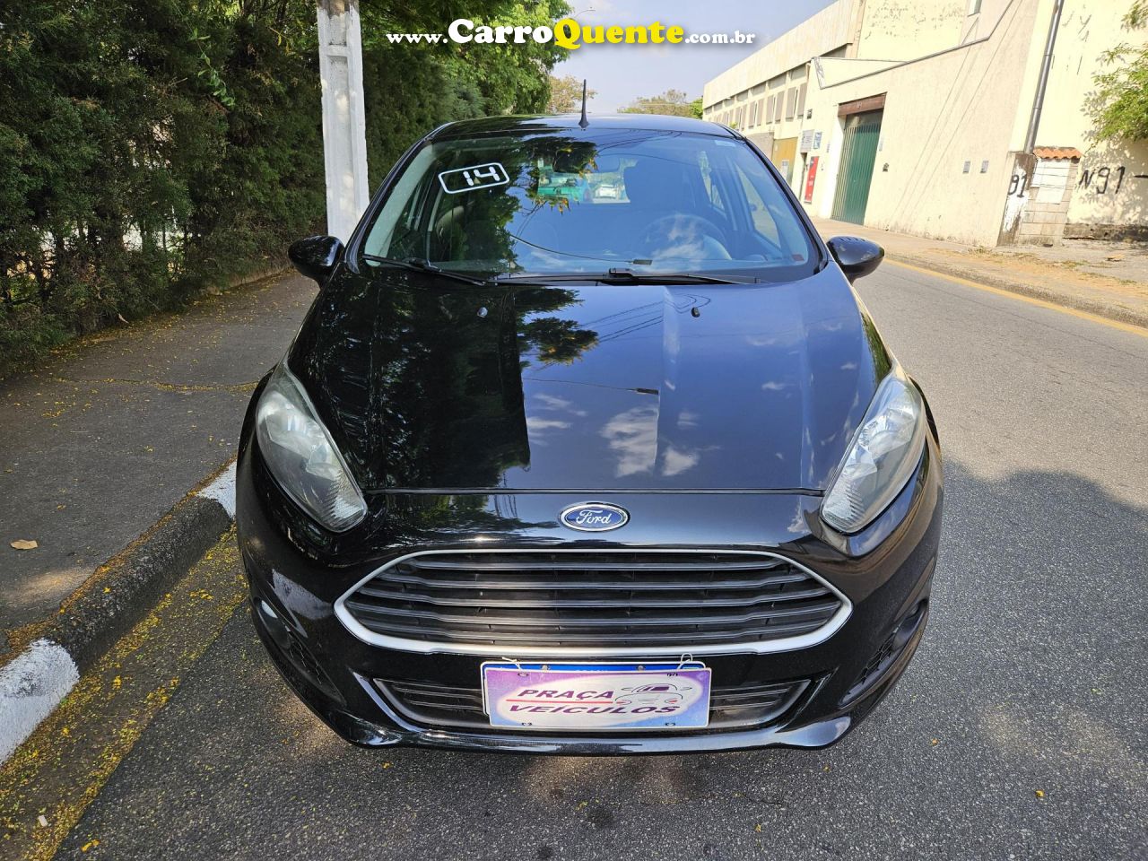 FORD   FIESTA 1.5 16V FLEX MEC. 5P   PRETO 2014 1.5 FLEX - Loja