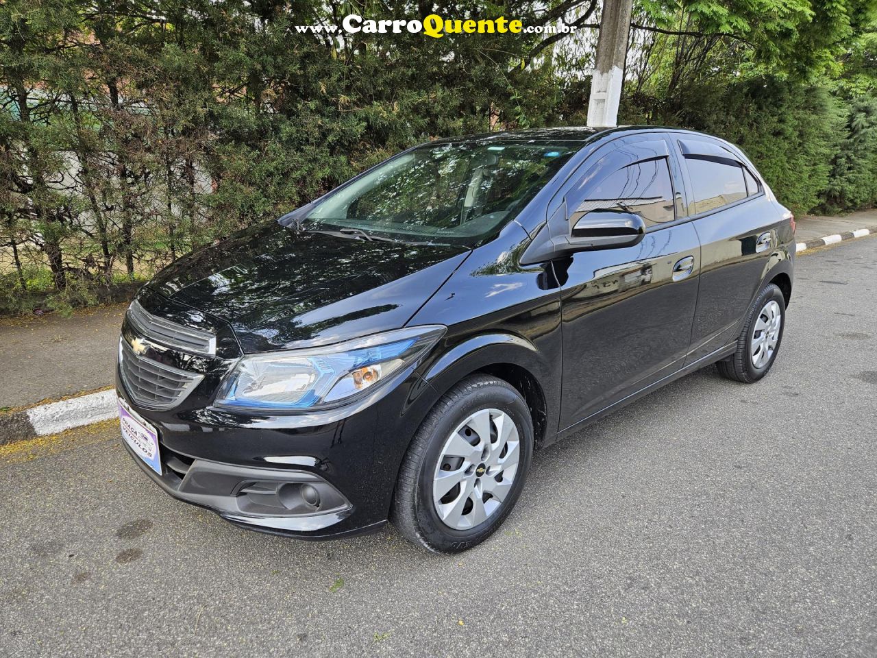 CHEVROLET   ONIX HATCH LT 1.4 8V FLEXPOWER 5P MEC.   PRETO 2015 1.4 FLEX - Loja