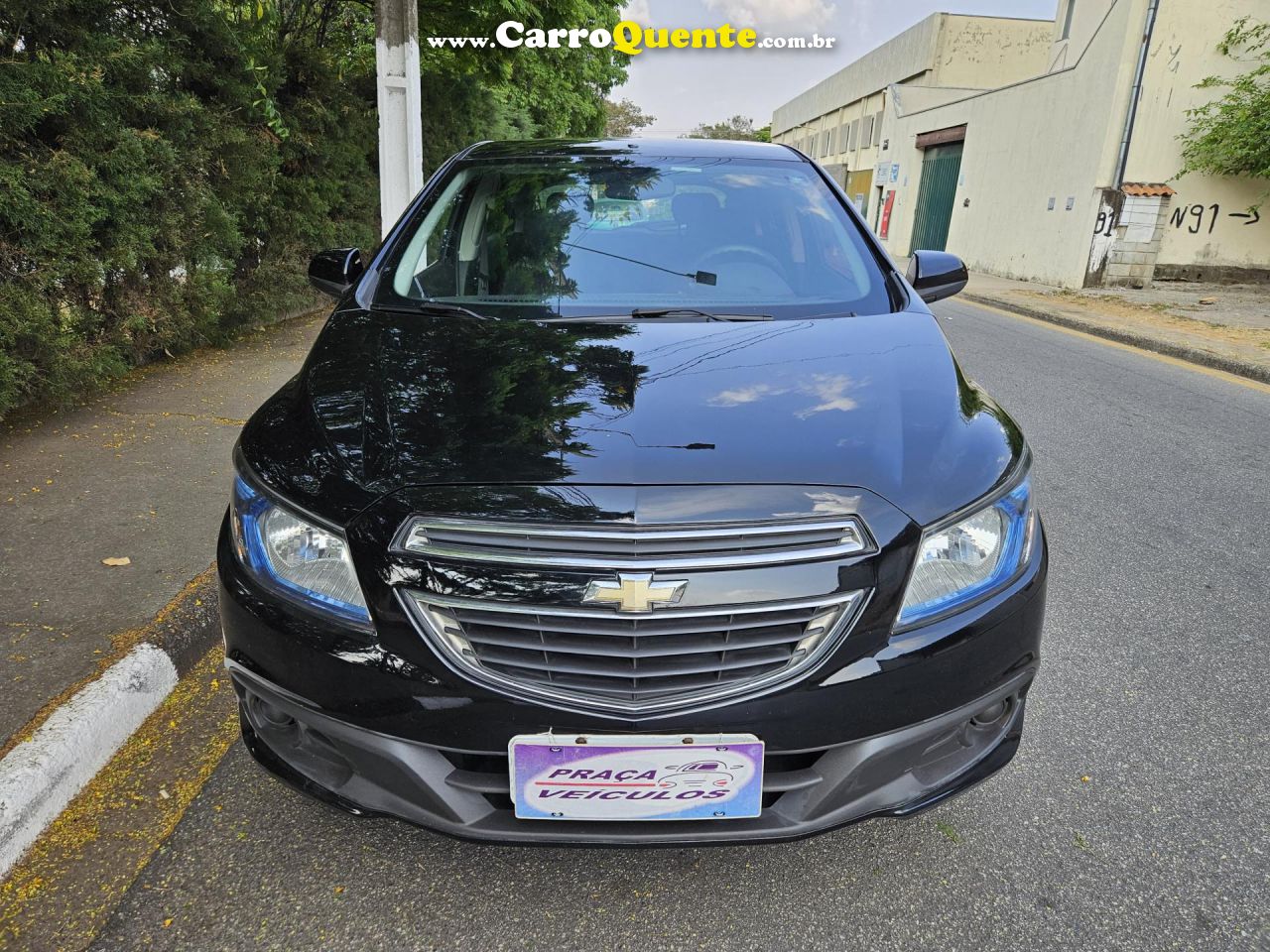 CHEVROLET   ONIX HATCH LT 1.4 8V FLEXPOWER 5P MEC.   PRETO 2015 1.4 FLEX - Loja