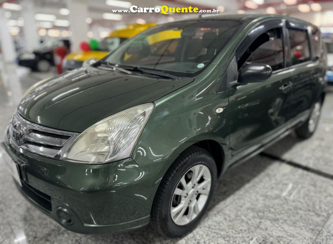 NISSAN   LIVINA S 1.8 16V FLEX FUEL AUT.   VERDE 2013 1.8 FLEX - Loja