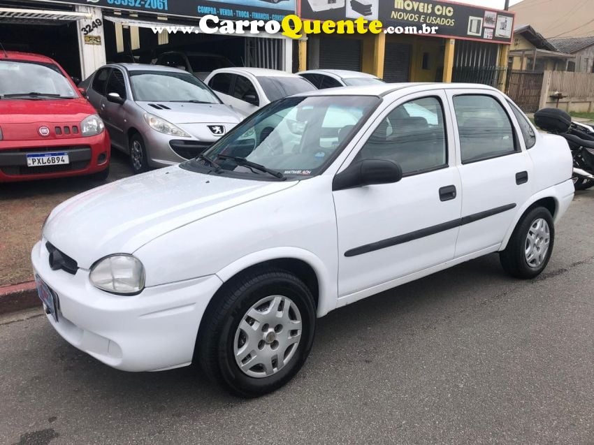 Chevrolet CORSA 1.0 MPFI CLASSIC 8V GASOLINA 4P MANUAL - Loja