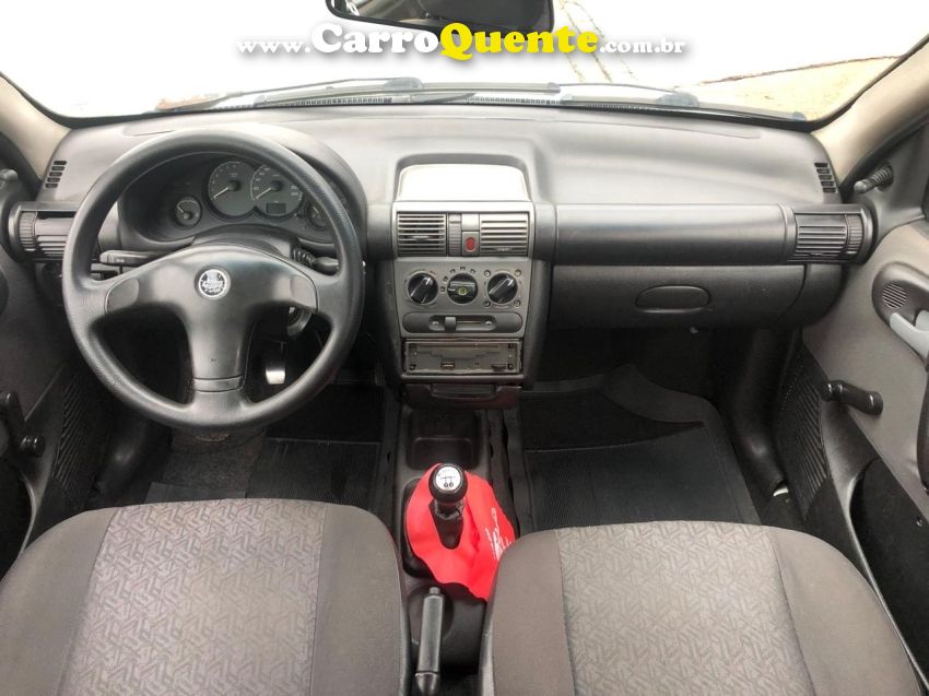 Chevrolet CORSA 1.0 MPFI CLASSIC 8V GASOLINA 4P MANUAL - Loja