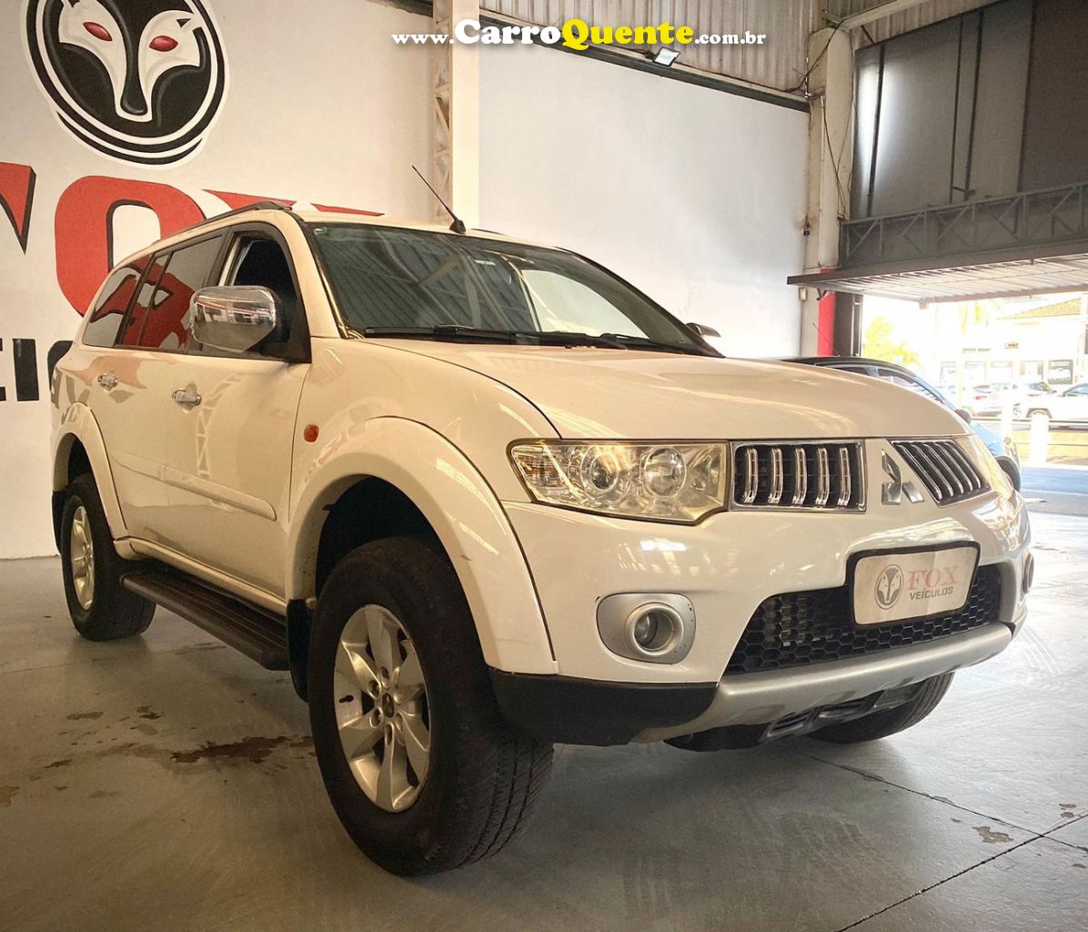 MITSUBISHI PAJERO DAKAR 3.5 HPE 7 LUGARES 4X4 V6 24V - Loja