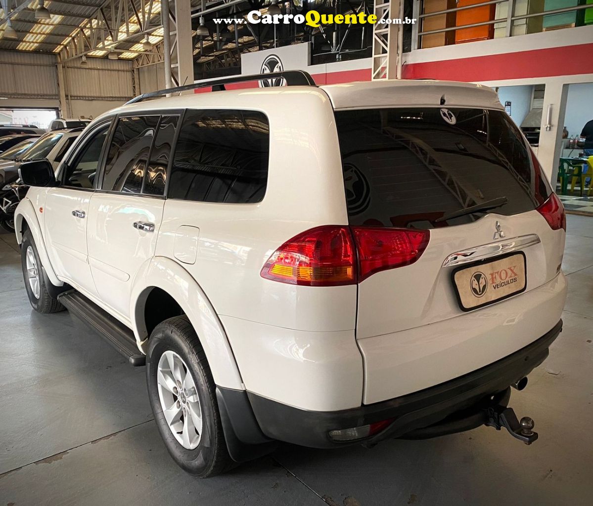 MITSUBISHI PAJERO DAKAR 3.5 HPE 7 LUGARES 4X4 V6 24V - Loja